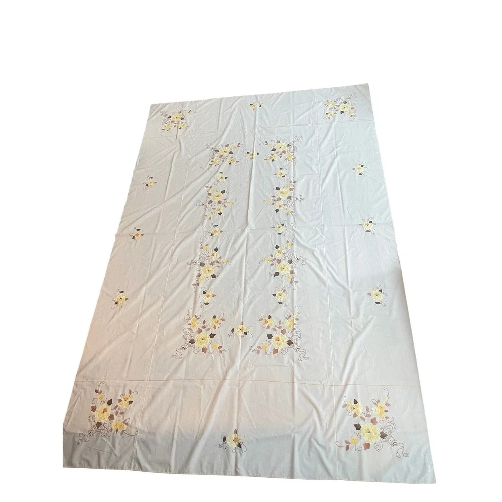 Vintage Hand Embroidered‎ Floral Applique Tablecloth White Yellow Orange 99x65